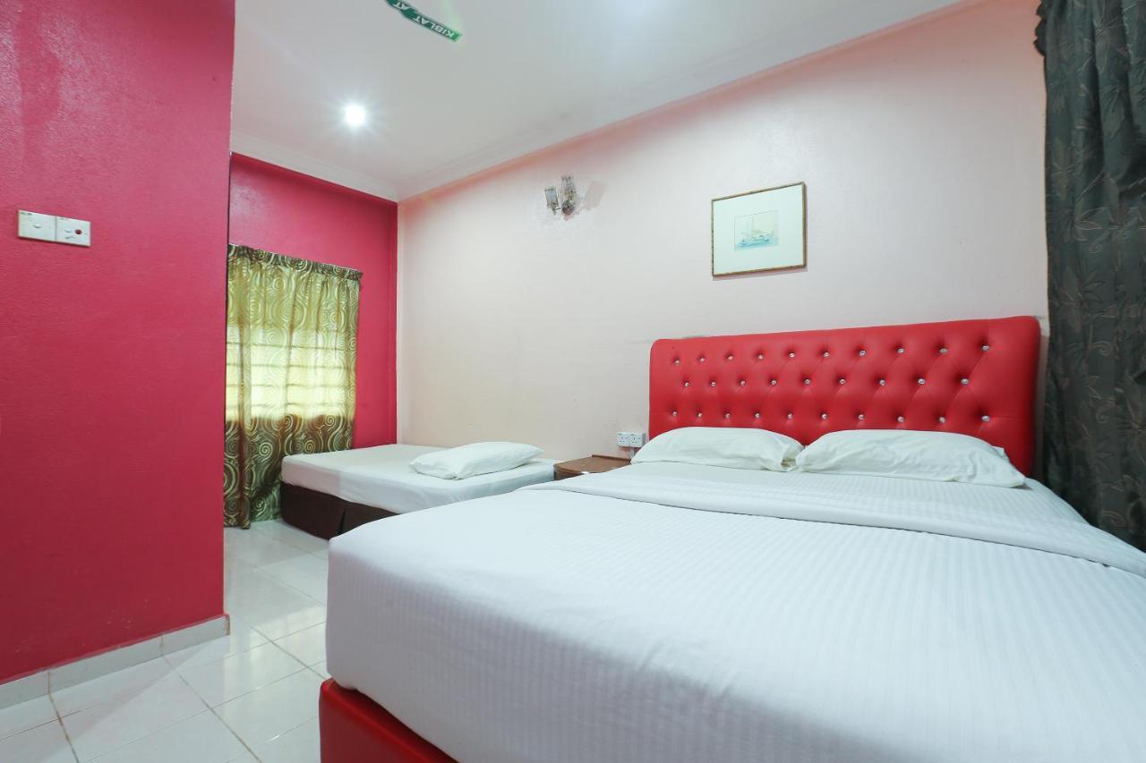 Oyo 89892 Hotel Jeli Inn Exterior photo