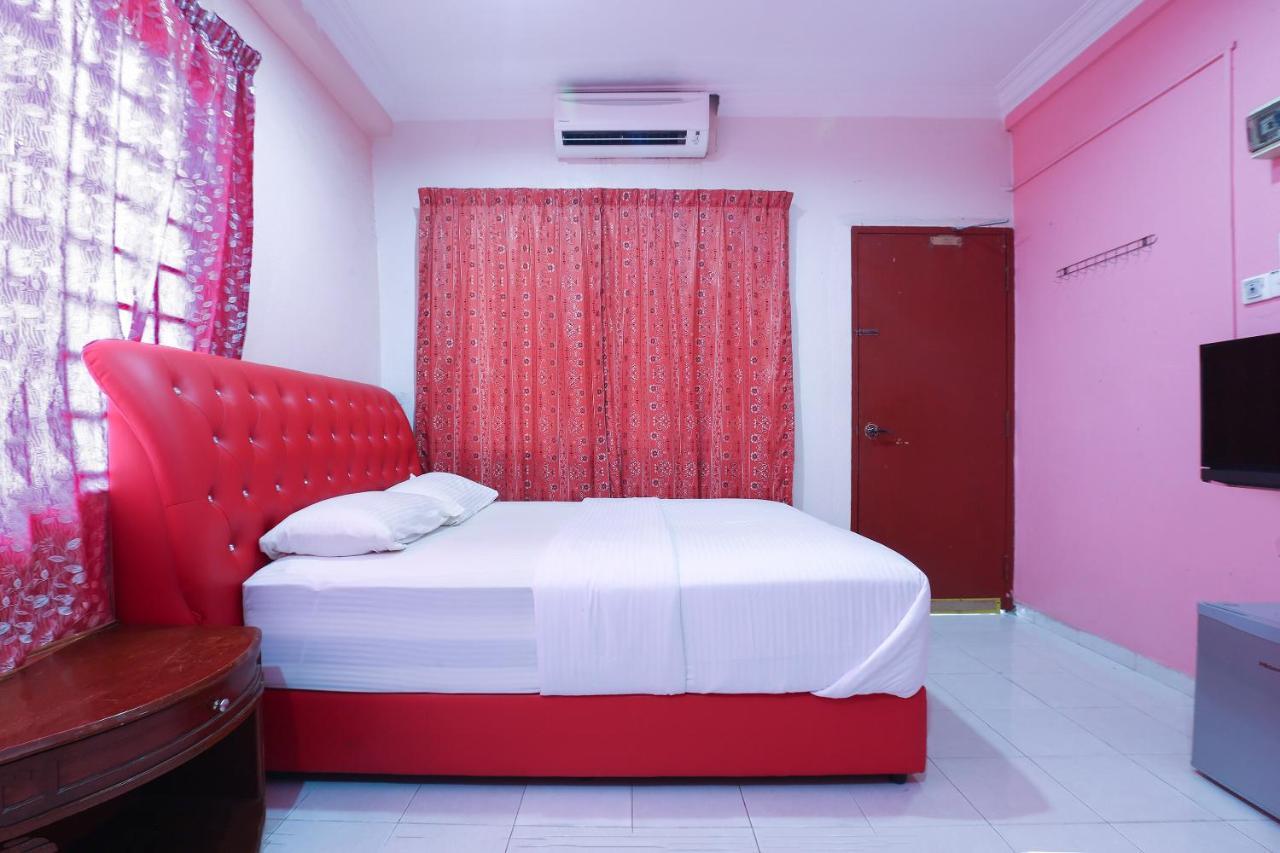 Oyo 89892 Hotel Jeli Inn Exterior photo