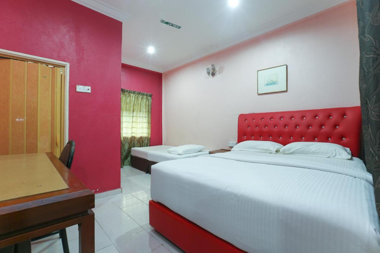 Oyo 89892 Hotel Jeli Inn Exterior photo